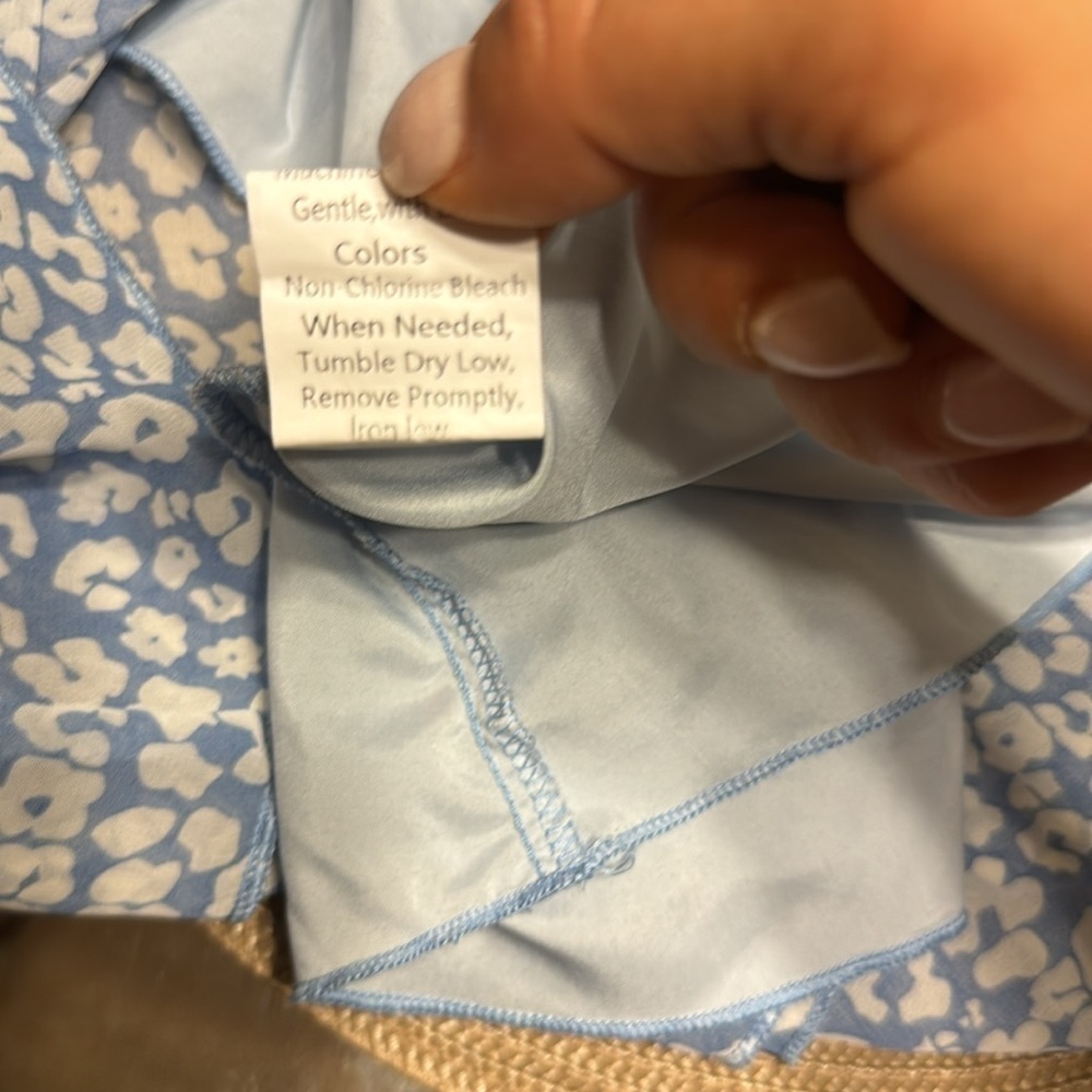 Pretty Garden Blue Floral Midi Dress.  Size Small - Picture 12 of 12